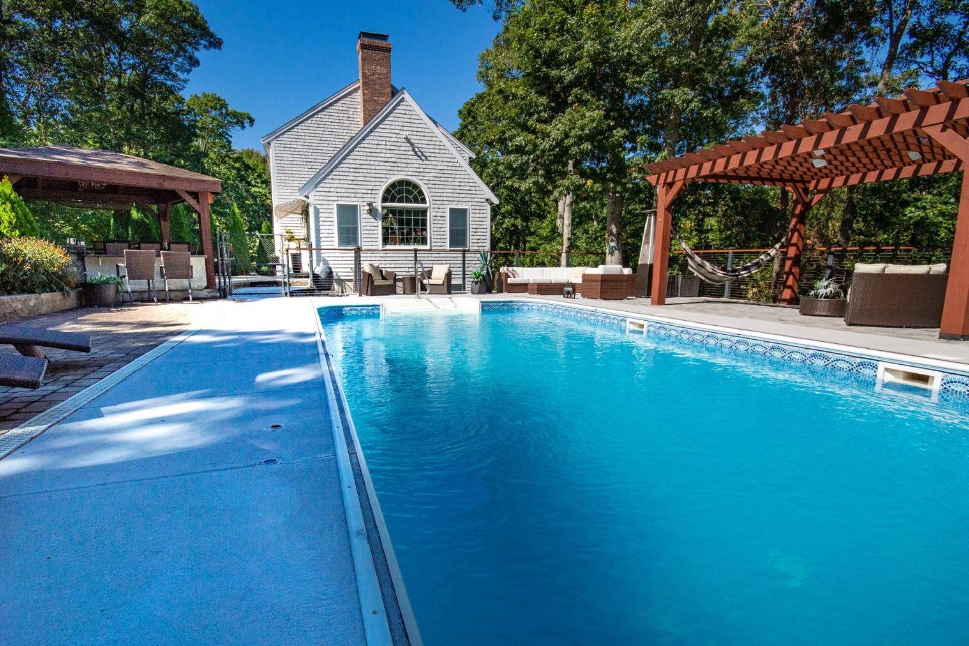 Barnstable Luxury Family Retreat With Pool, Fire Pit And Beach Nearby Villa Exterior photo